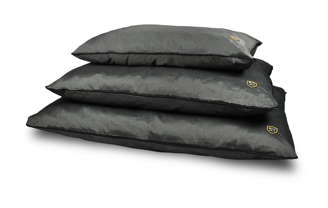 Agui Extreme Waterproof Cushion - Black Tag